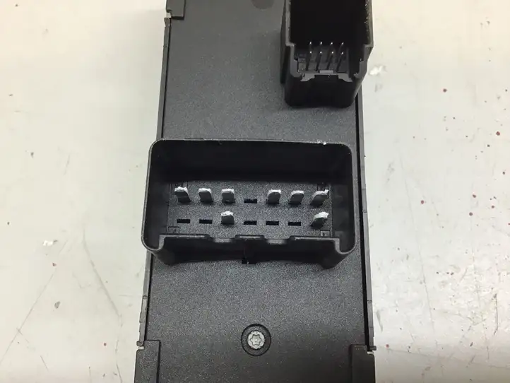 Dodge Grand Caravan (2007 - 2020) 10294870 Кнопка стеклоподъемников — фото 3