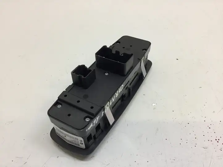 Dodge Grand Caravan (2007 - 2020) 10294870 Кнопка стеклоподъемников — фото 10