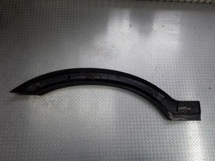 Opel Zafira A (1999 - 2003) 090597592 Молдинг крыла — фото 2