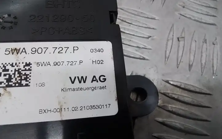 Volkswagen Golf VIII (2019 - ) 5WA907727P Модуль управления кондиционером — фото 2