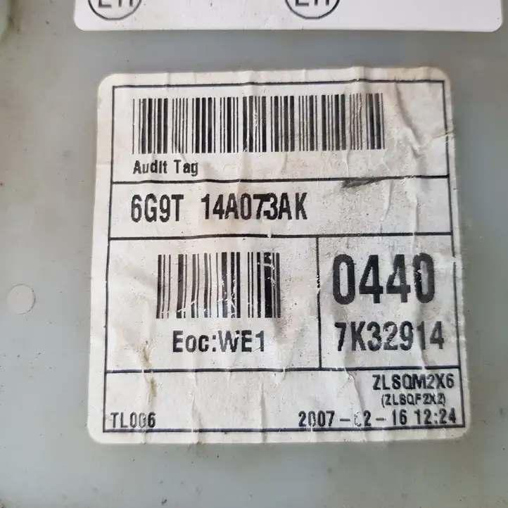 Ford S-MAX (2006 - 2010) 7G9T14A073AK Блок предохранителей — фото 4