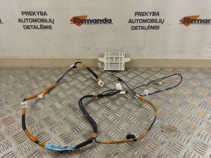 8686042042 Toyota RAV 4 (XA40) Antena (GPS antena)