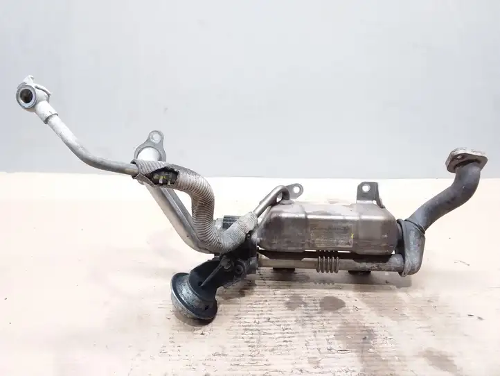 Toyota Corolla Verso AR10 (2004 - 2009) 256800R020 Охладитель клапана EGR — фото 1