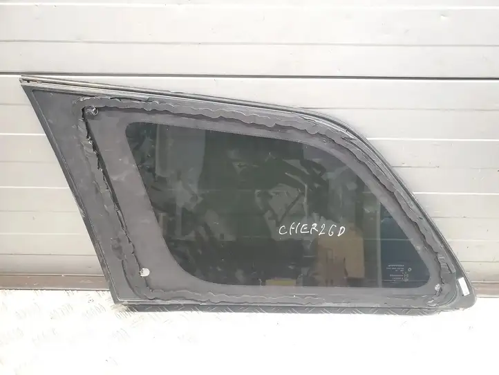Jeep Grand Cherokee (2010 - 2021) 68266986AB Заднее боковое стекло — фото 2