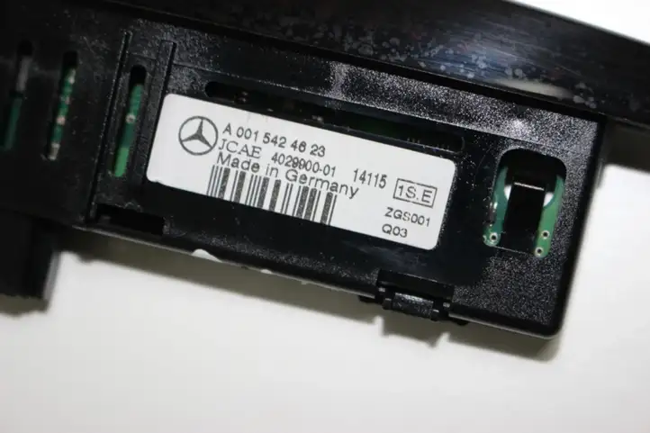 Mercedes-Benz E W212 (2009 - 2016) A0015424623 Экран парктроника PDC — фото 2