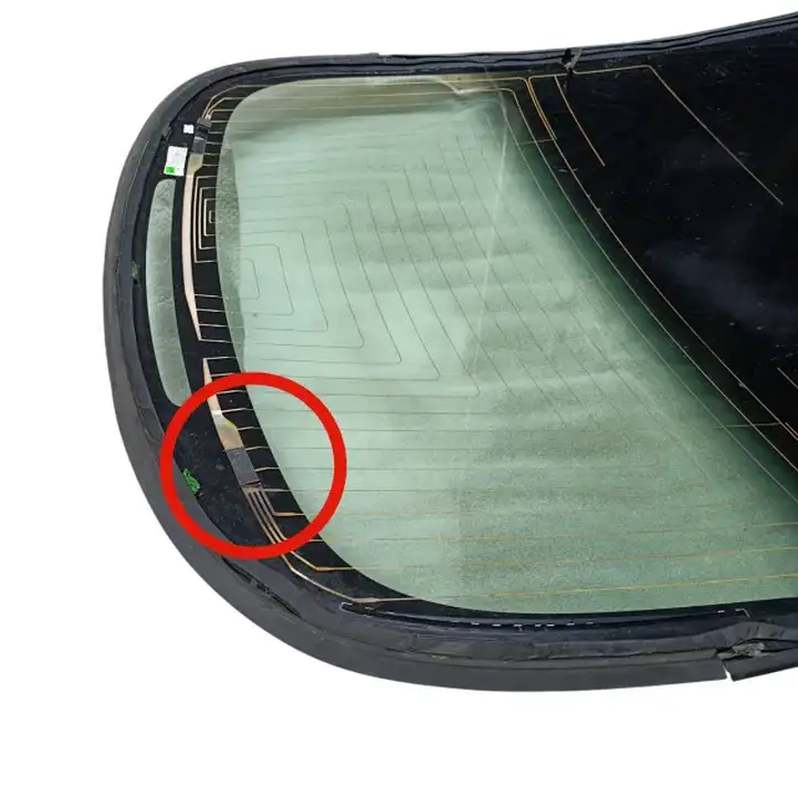 Tesla Model 3 (2017 - 2023) 164764500A Заднее стекло — фото 2