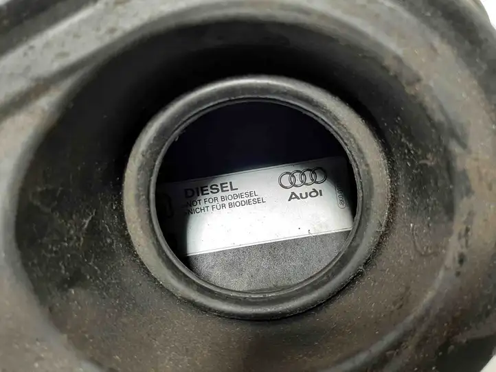 Audi A6 C7 (2011 - 2014) 4G0809906C Отделка лючка топливного бака — фото 3