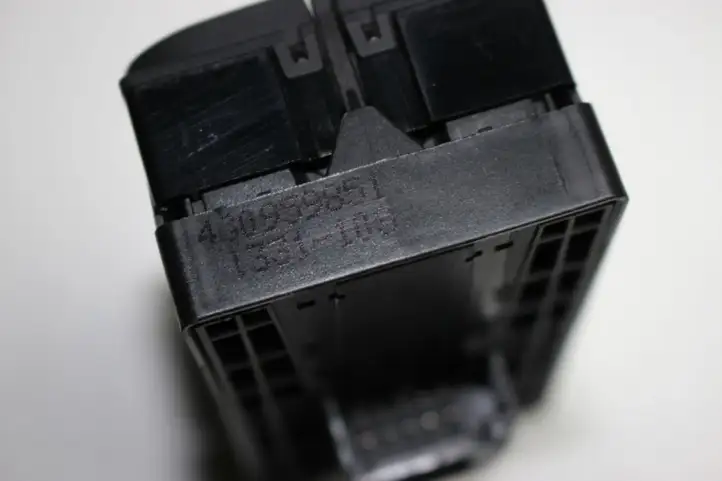 Audi A7 S7 4G (2010 - 2014) 4G0959851 Кнопка стеклоподъемников — фото 3