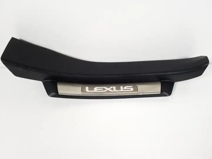 Lexus GS250 300 350 300h 450h (2011 - 2015) 6793030051 Внутренняя отделка заднего порога — фото 1