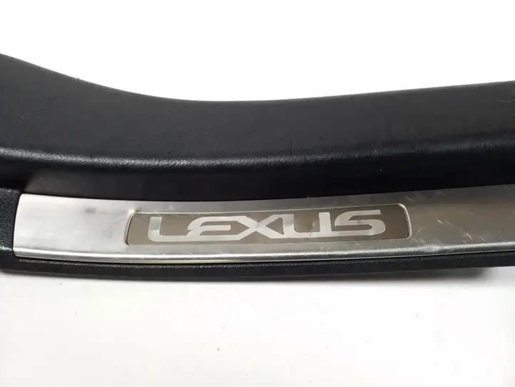 Lexus GS250 300 350 300h 450h (2011 - 2015) 6793030051 Внутренняя отделка заднего порога — фото 3