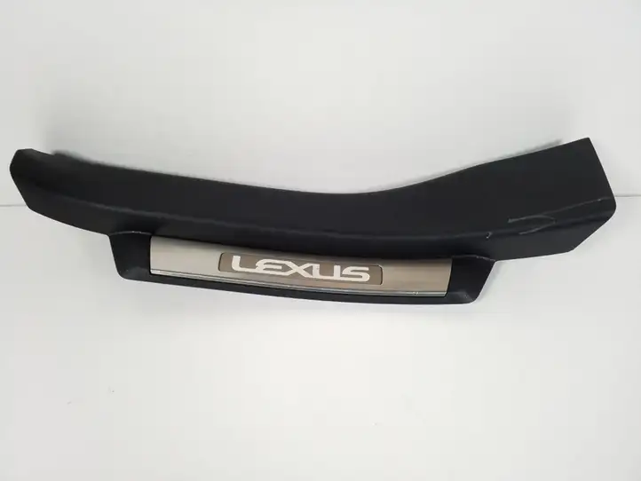 Lexus GS250 300 350 300h 450h (2011 - 2015) 6794030051 Внутренняя отделка заднего порога — фото 1