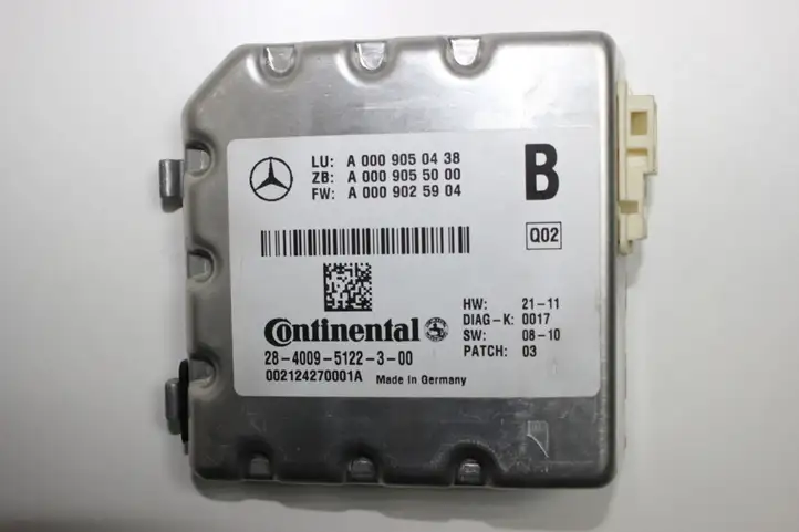 Mercedes-Benz SLK R172 (2011 - 2017) A0009050438 Камера в лобовом стекле — фото 1
