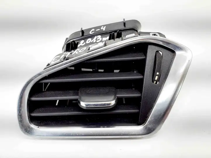Citroen C4 (2011 - 2016) 9671332377 Воздушная решетка панели — фото 1