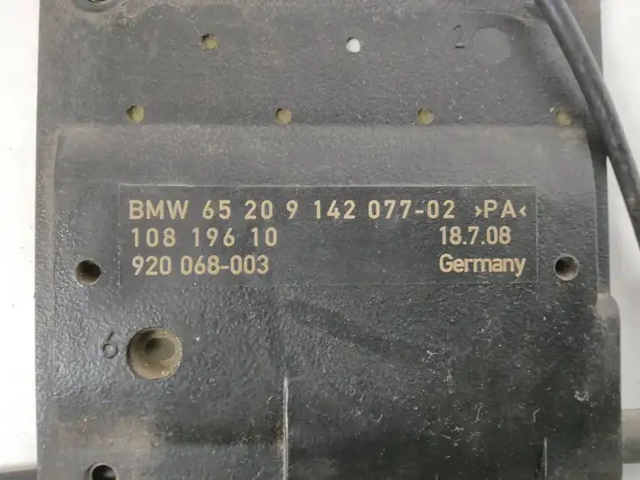 BMW 7 F01 (2008 - 2016) 9142077 Антенна бесключевого доступа — фото 4