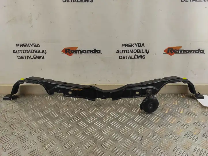 Toyota RAV 4 (XA40) (2012 - 2018) Верхняя панель радиатора — фото 1