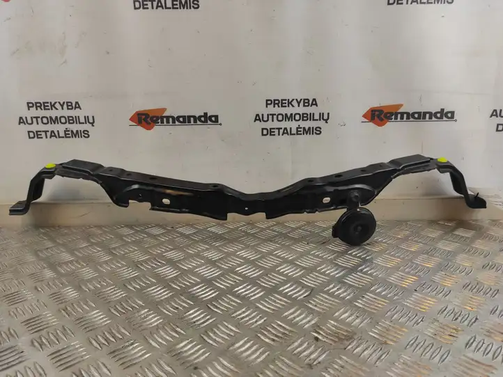 Toyota RAV 4 (XA40) (2012 - 2018) Верхняя панель радиатора — фото 5