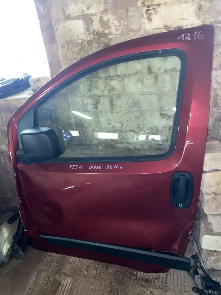 Peugeot Bipper (2008 - 2011) Дверь — фото 1
