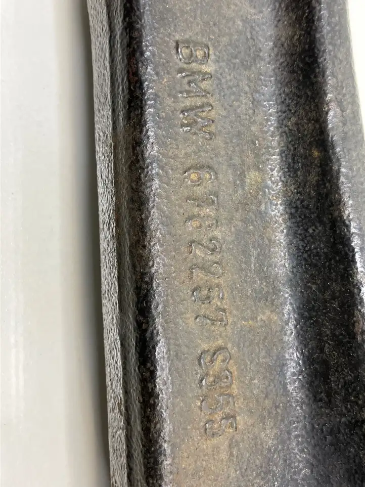 BMW 5 E60 E61 (2004 - 2010)  6782257S355 Комплект крюка