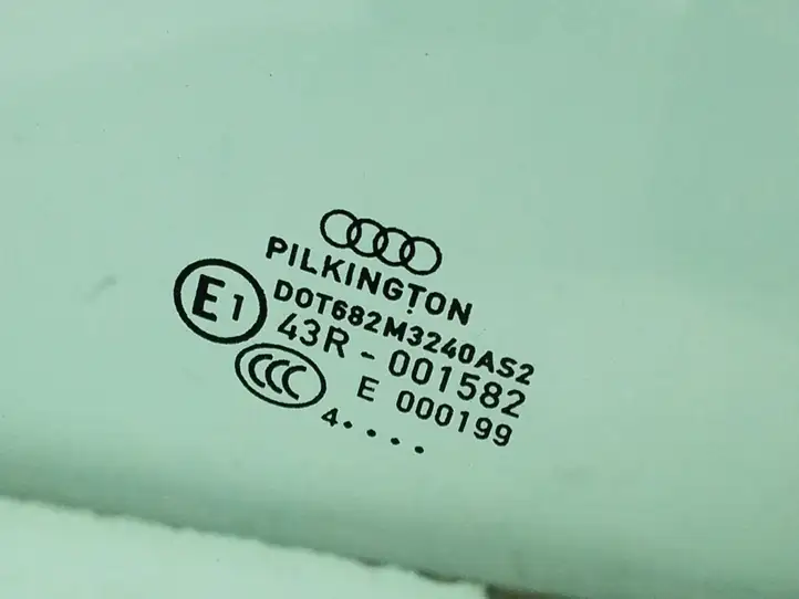 Audi A4 S4 B8 8K (2011 - 2015) Стекло задней двери — фото 2