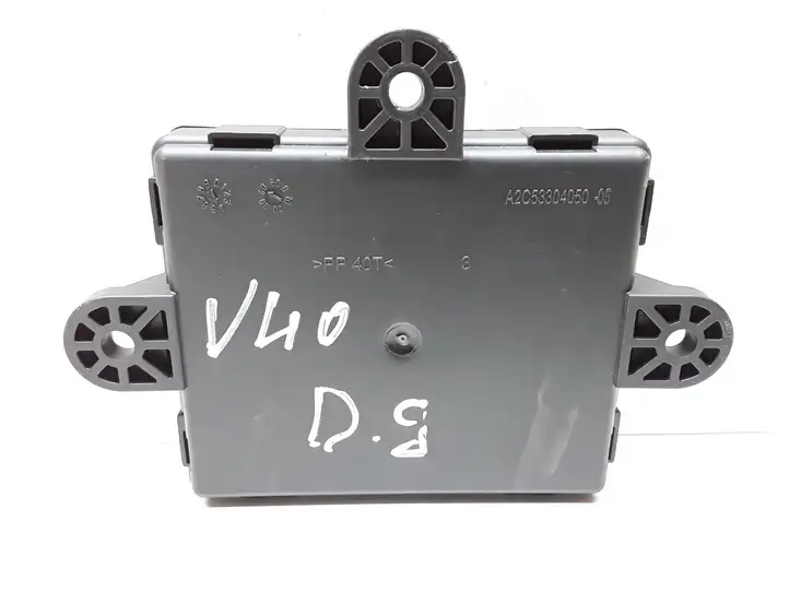 (2012 - 2016) 31318953 Блок управления дверью — фото 2