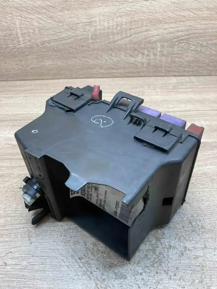 Renault Laguna II (2001 - 2005) 55RDY9083 Блок предохранителей (комплект) — фото 2