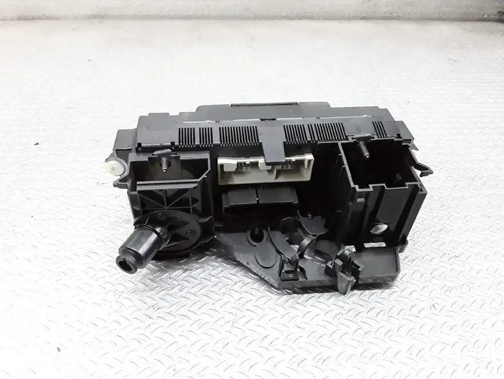 Volkswagen Jetta V (2005 - 2010)  1K1820045B Блок управления кондиционера воздуха / климата/ печки (в салоне)