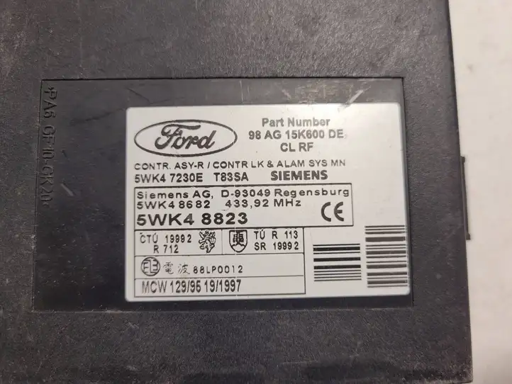 Ford Focus (1998 - 2004) 98AG15K600DE Модуль комфорта — фото 2