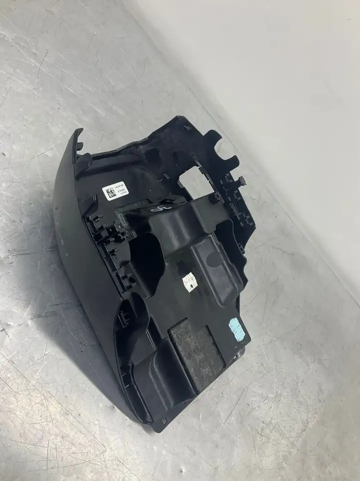 BMW 5 F10 F11 (2009 - 2016) 13315110 Обшивка рулевой колонки — фото 4