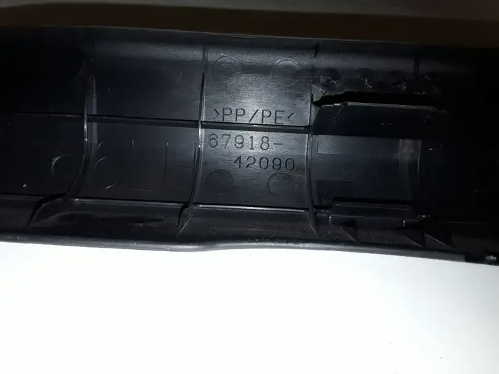 Toyota RAV 4 (XA40) (2012 - 2018) 6791842090 Нижняя обшивка стойки B — фото 3