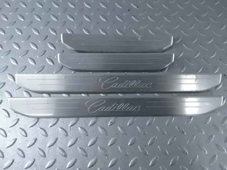Cadillac XTS (2012 - 2017) 22923698 Внутренняя обшивка порога (комплект) — фото 8