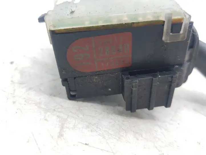 Toyota Avensis Verso (2001 - 2004) 8465228640 Переключатель стеклоочистителей — фото 2
