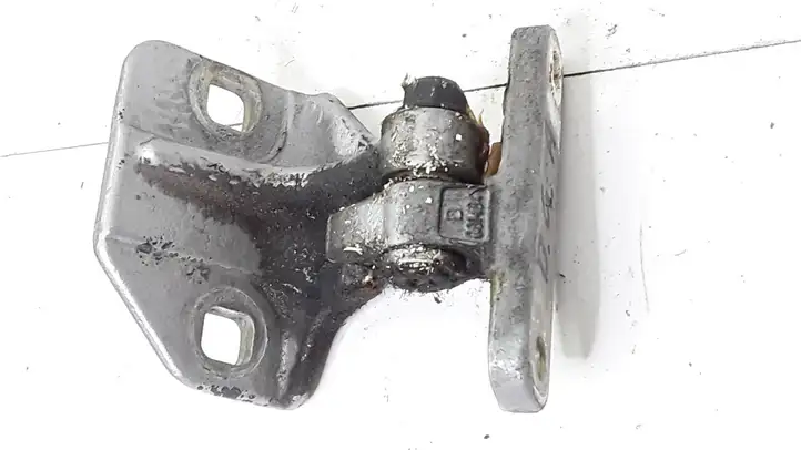 Mercedes-Benz A W168 (1997 - 2004)  LUSUR00M04B Нижняя петля задней двери