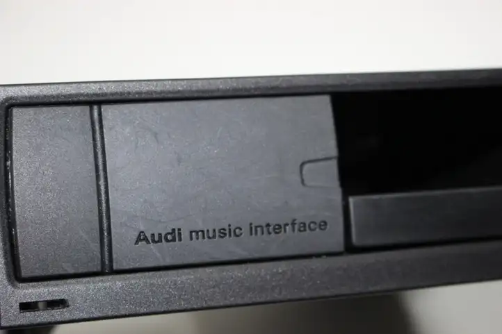 Audi A4 S4 B8 8K (2011 - 2015) 8T0035785A Прочие блоки управления — фото 3