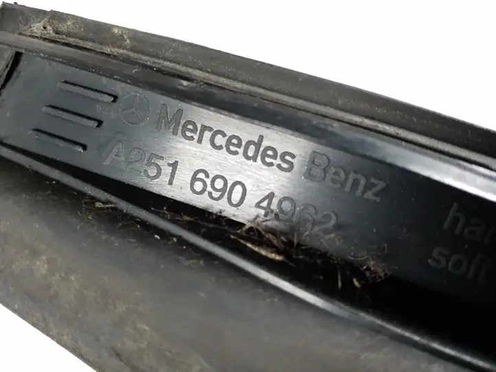 Mercedes-Benz R W251 (2005 - 2013) A2516904962 Накладка стоек лобового стекла — фото 4