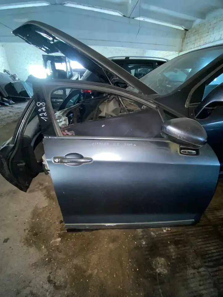 Citroen C5 (2008 - 2017) Дверь — фото 1