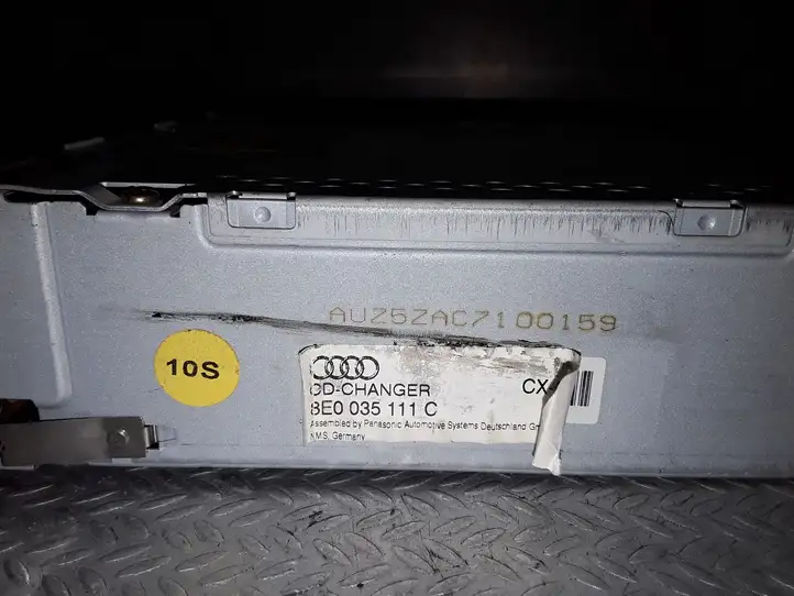 Audi A4 S4 B6 8E 8H (2000 - 2006) 8E0035111C CD/DVD чейнджер — фото 3