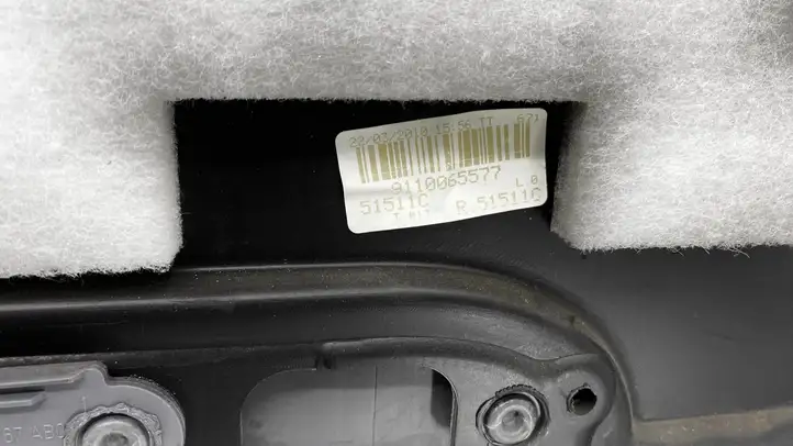 Mercedes-Benz Vito Viano W639 (2010 - 2015) Обшивка раздвижной двери — фото 5