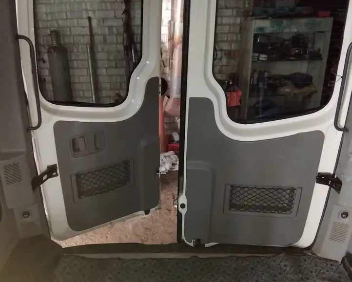 Volkswagen Crafter (2006 - 2016) Комплект внутренней декоративной отделки — фото 3