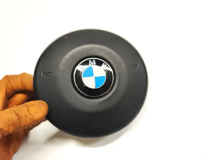BMW 5 G30 G31 (2016 - ) 300026449N77 Подушка безопасности руля — фото 2