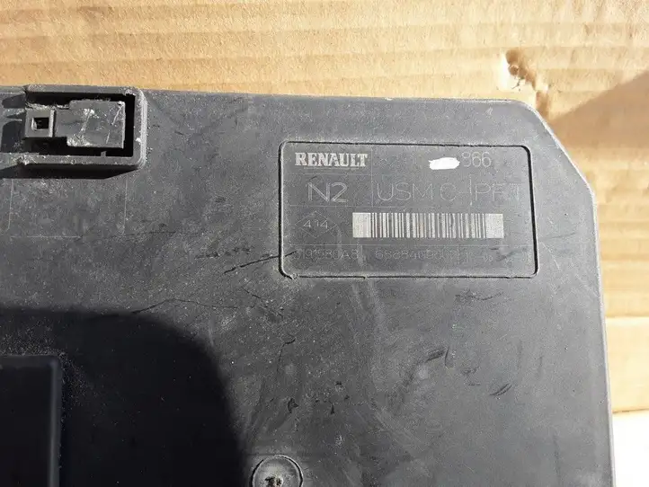 Renault Scenic II - Grand scenic II (2003 - 2006) 5191580A8 Модуль комфорта — фото 2