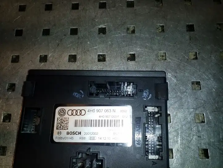 Audi A6 C7 (2011 - 2014) 4H0907063N Модуль комфорта — фото 7
