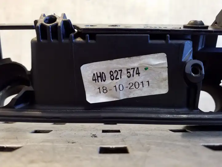 Audi A8 S8 D4 4H (2010 - 2014) 4H0827574 Подсветка номера — фото 2
