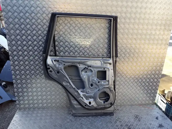 Nissan X-Trail T31 (2007 - 2014) Задняя дверь — фото 3