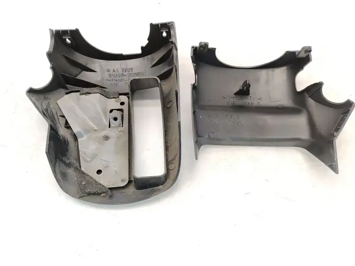 Toyota Celica T230 (1999 - 2006) 4528720550 Обшивка рулевой колонки — фото 3