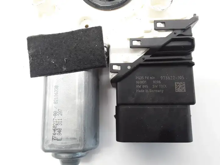 Seat Toledo III (5P) (2004 - 2009) 1K0959704M Стеклоподъемник задней двери — фото 2