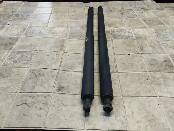Opel Insignia A (2008 - 2017) 13247949 Амортизатор крышки багажника — фото 6