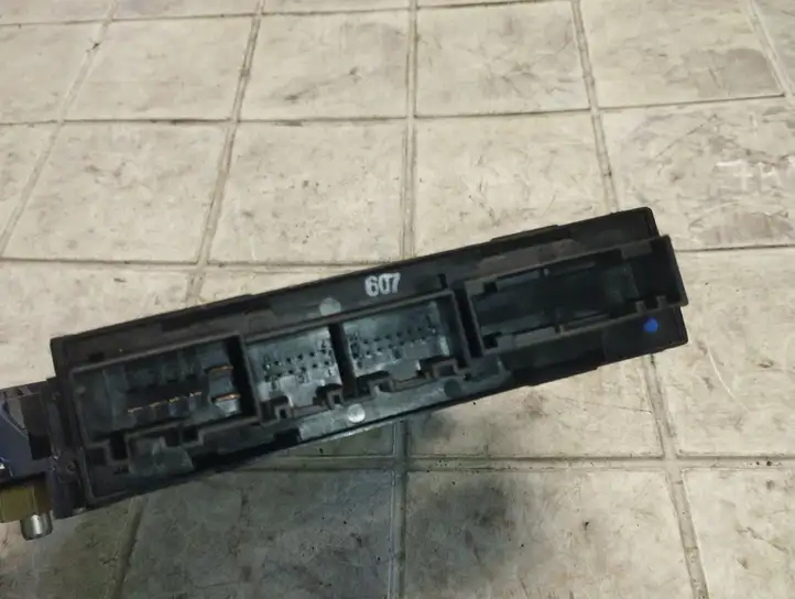Audi A4 S4 B6 8E 8H (2000 - 2006) 8E0959802A Стеклоподъемник задней двери — фото 6