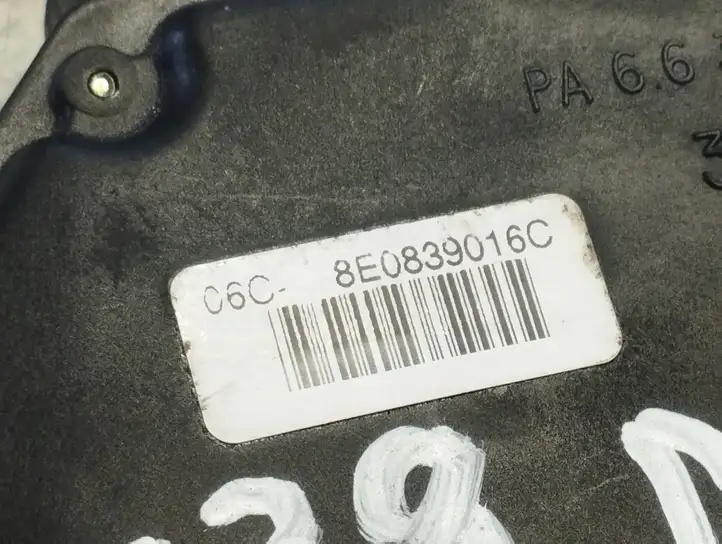 Audi A4 S4 B6 8E 8H (2000 - 2006) 8E0839016C Замок задней двери — фото 3