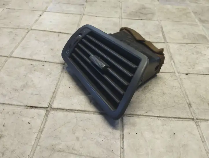 Peugeot 807 (2002 - 2011) 1484109077 Боковой воздушный дефлектор — фото 3