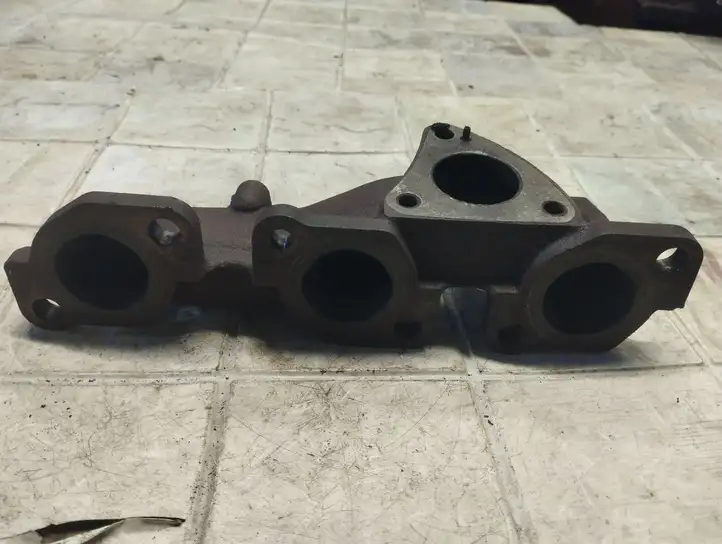 Peugeot 607 (2004 - 2010)  4U3Q9431CA Выпускной коллектор